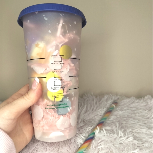 🎁 Gift In A Cup! 🎁 Starbucks Cup with 10 Gifts Inside! 💖 - Picture 4 of 13